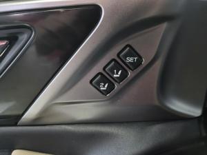 Miniature 15 Subaru Outback Limited 2020
