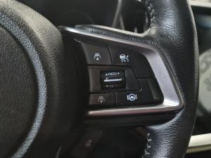 Miniature 19 Subaru Outback Limited 2020