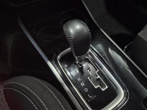 Thumbnail 20 Mitsubishi Outlander SE 2020