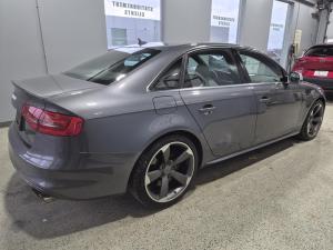 Miniature 5 Audi S4 Premium 2013