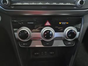 Miniature 21 Hyundai Elantra Preferred 2019