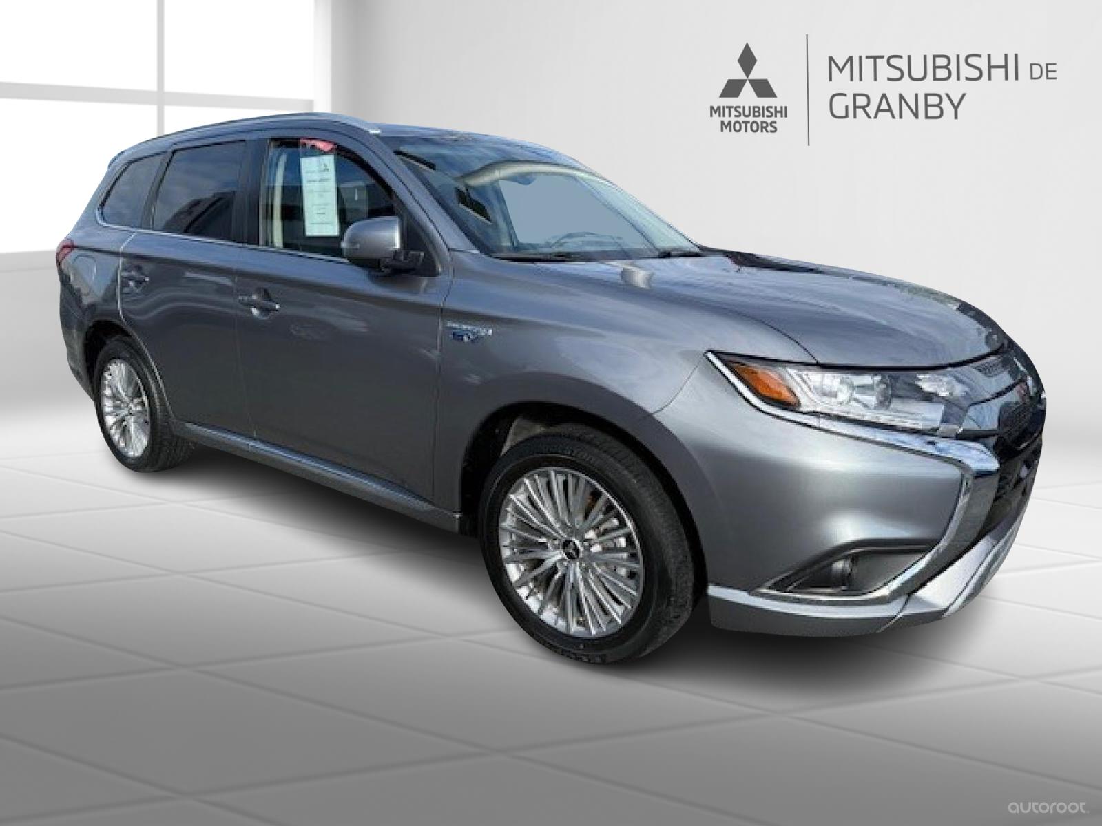 Mitsubishi Outlander PHEV SE 2020