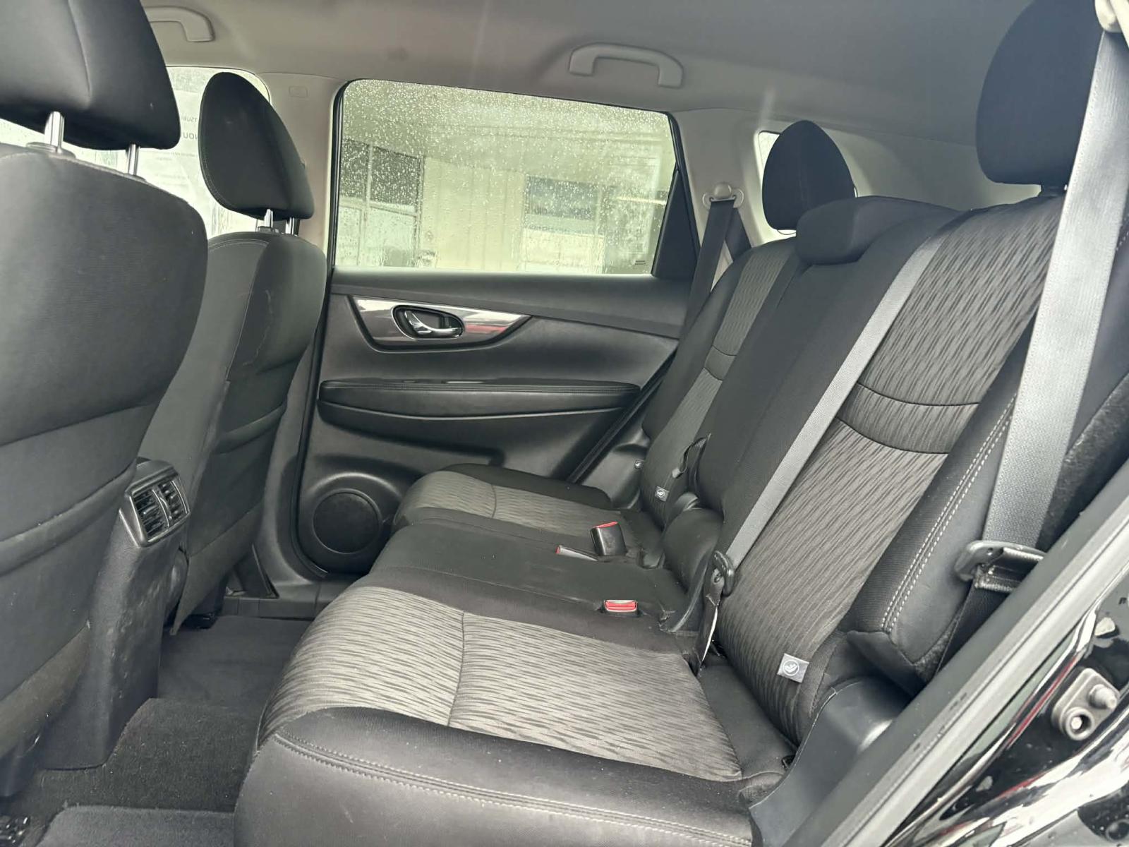 Image 19 Nissan Rogue SV 2020