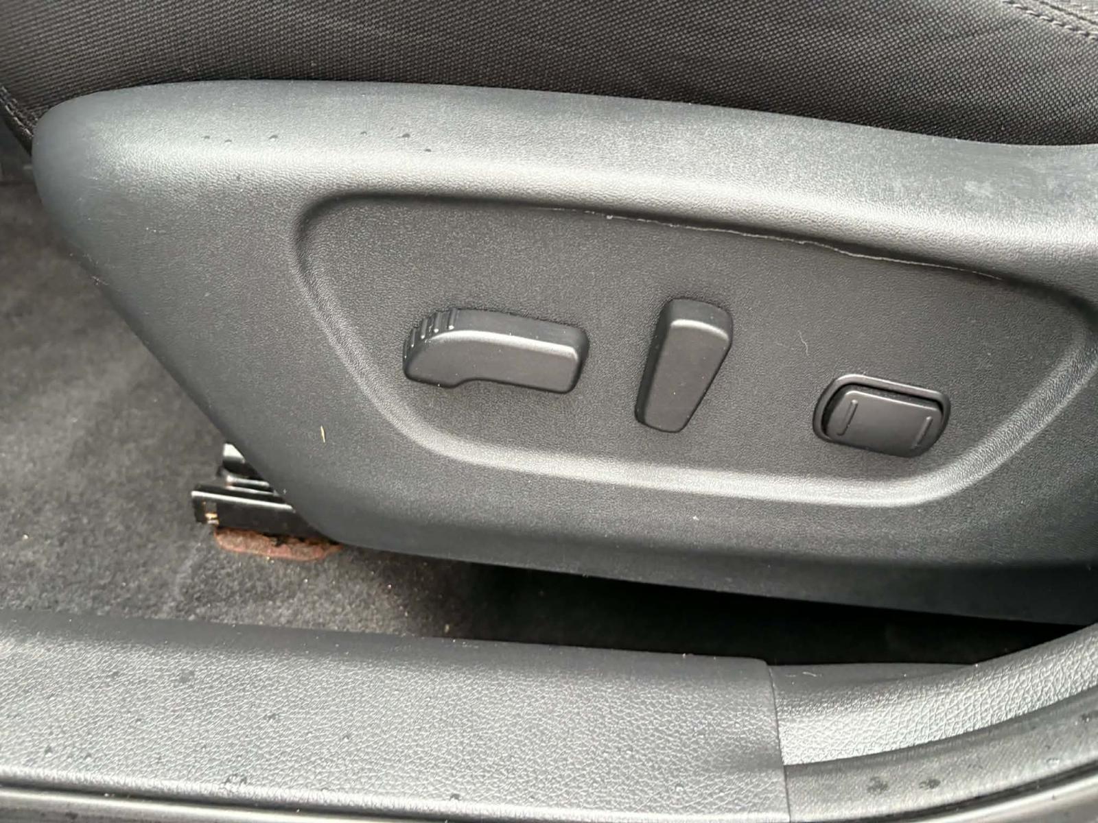 Image 9 Nissan Rogue SV 2020