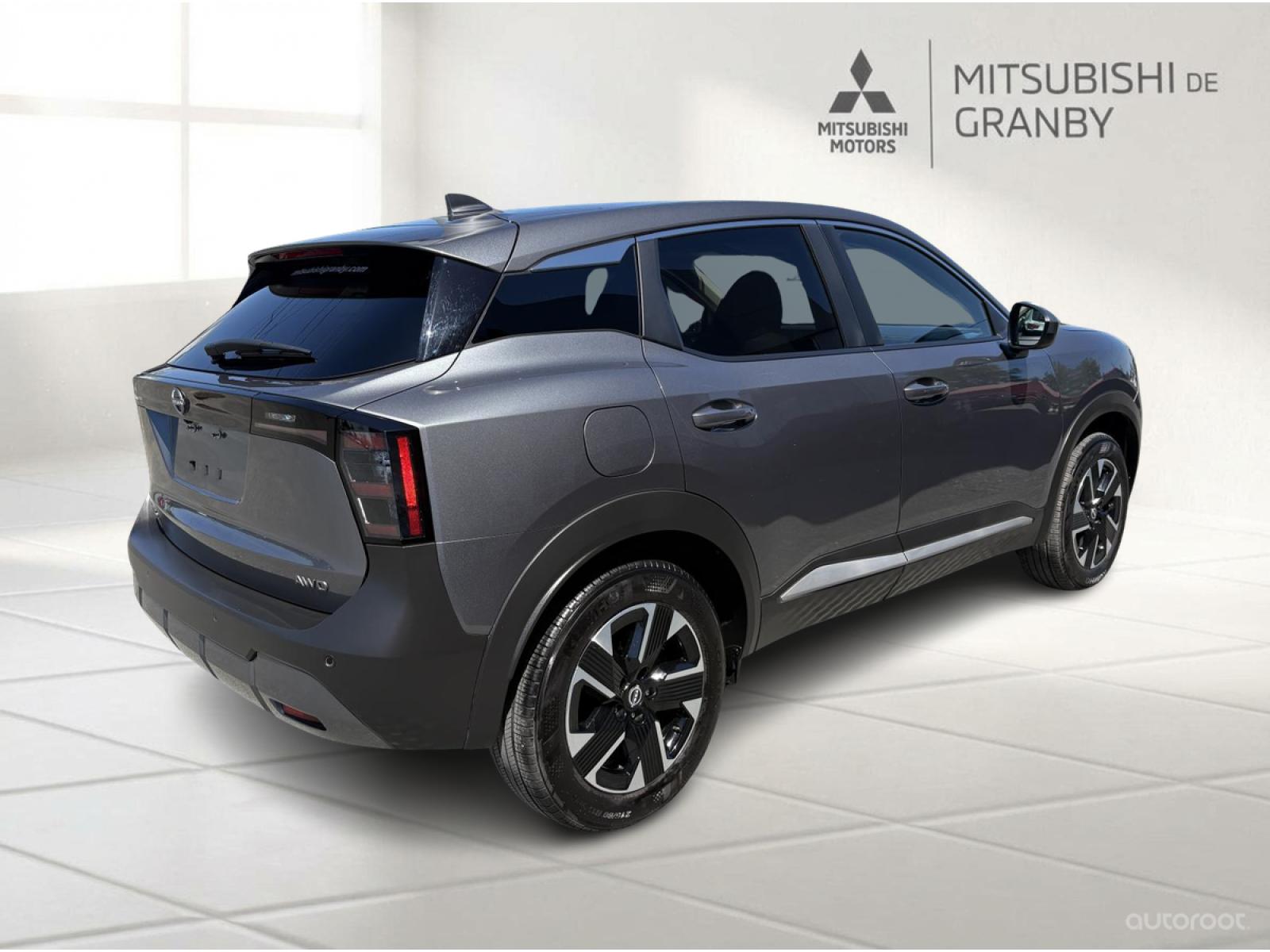 Nissan Kicks SV 2025 — photo 2