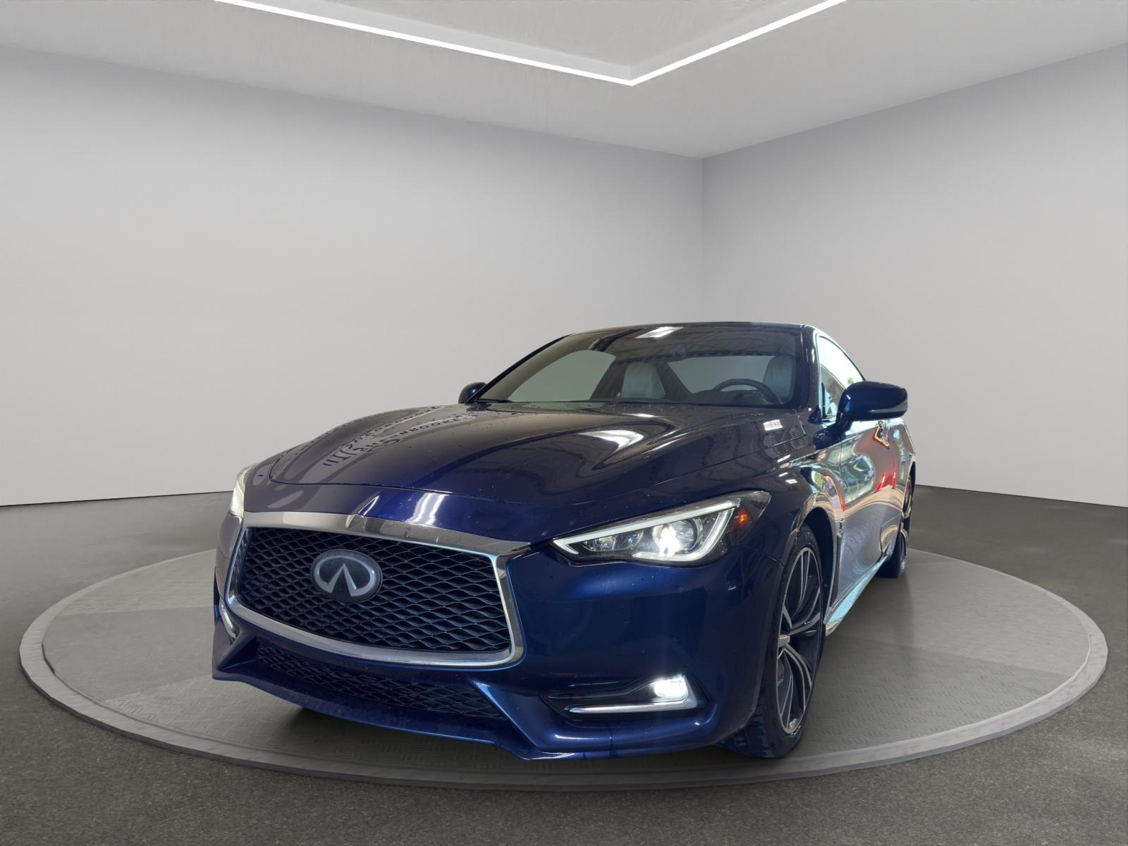 Infiniti Q60 Luxe 2019