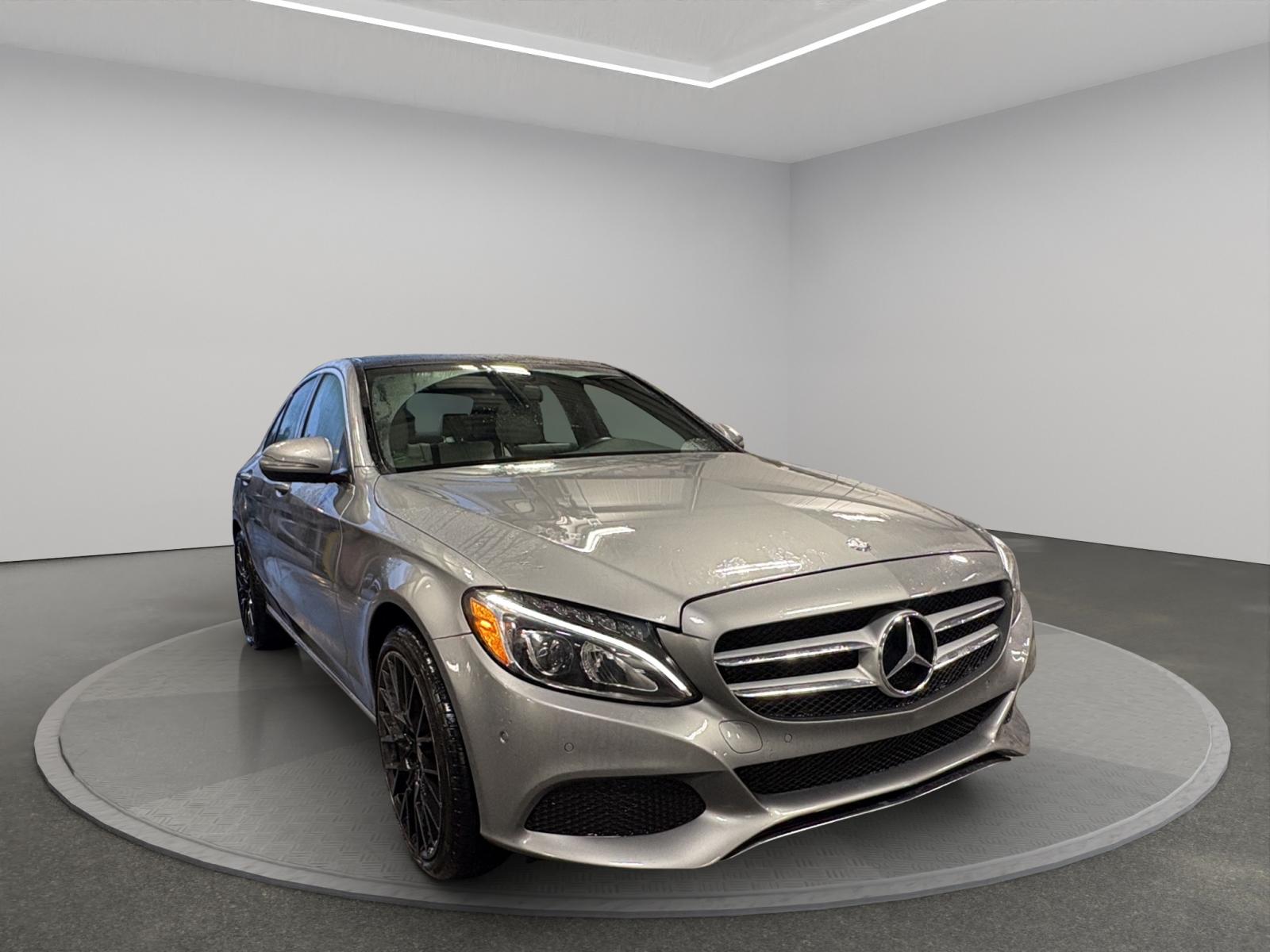 Mercedes-Benz C-Class C300 2016 — photo 8