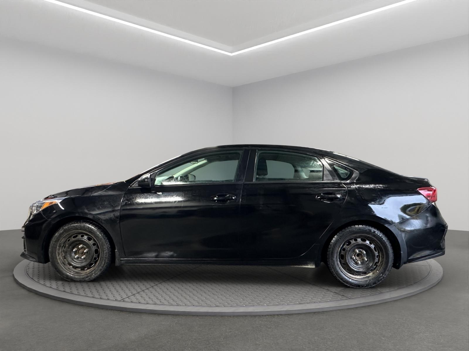 Kia Forte LX 2020 — photo 3