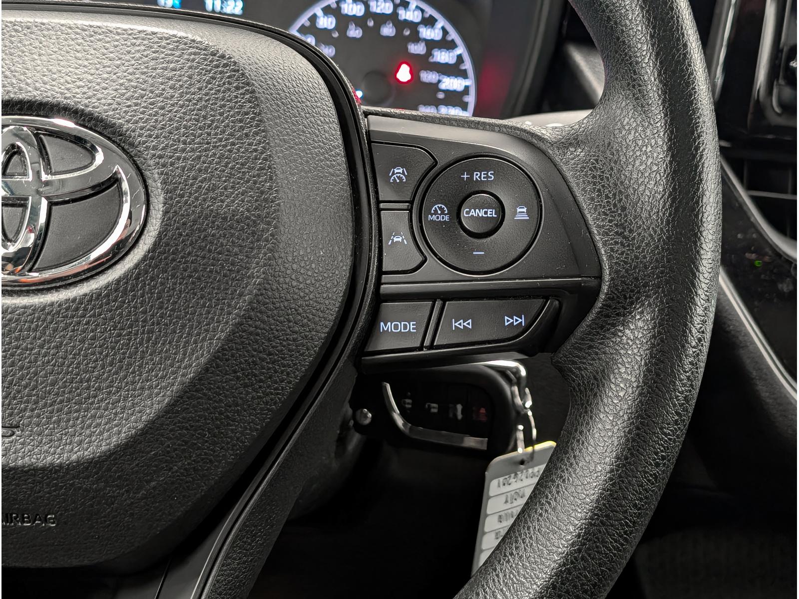 Image 12 Toyota Corolla L 2023