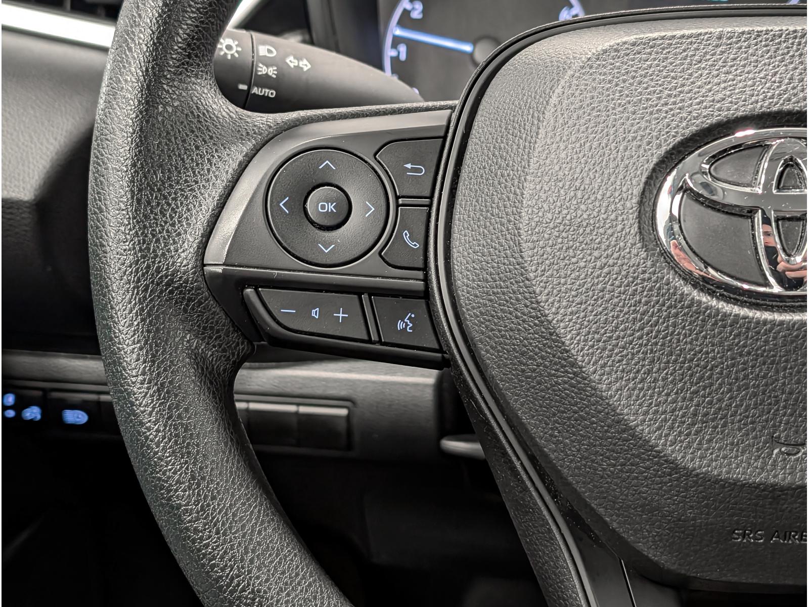 Image 13 Toyota Corolla L 2023