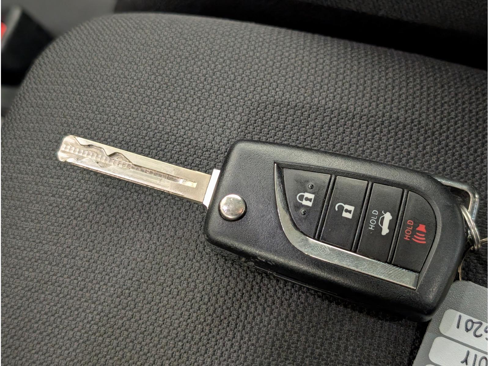 Image 17 Toyota Corolla L 2023