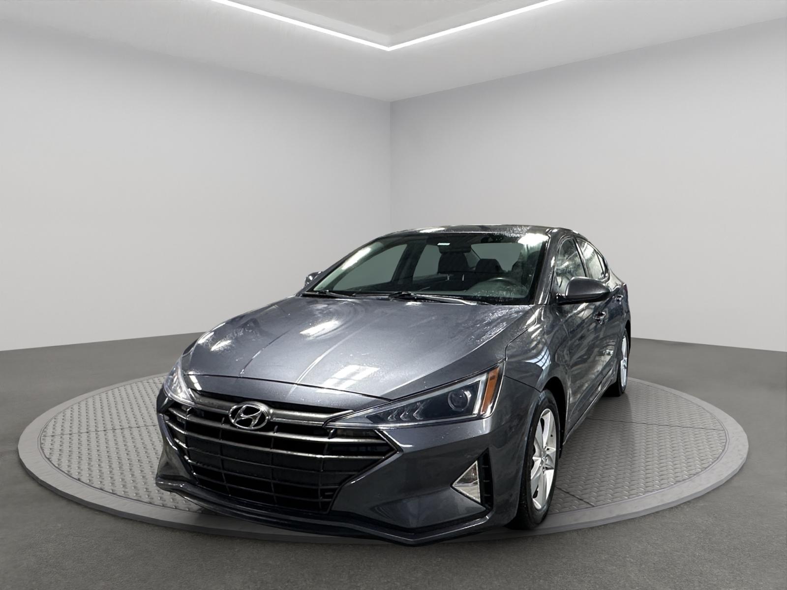 Hyundai Elantra Essential 2019