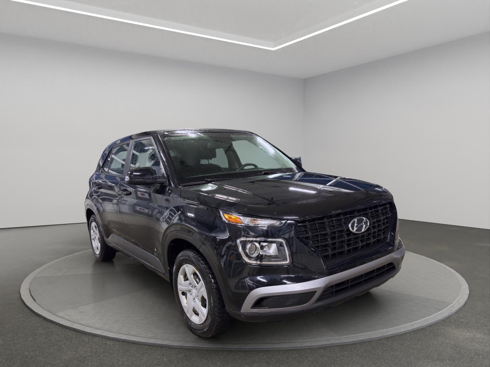 Hyundai Venue Essential 2022 — photo 8
