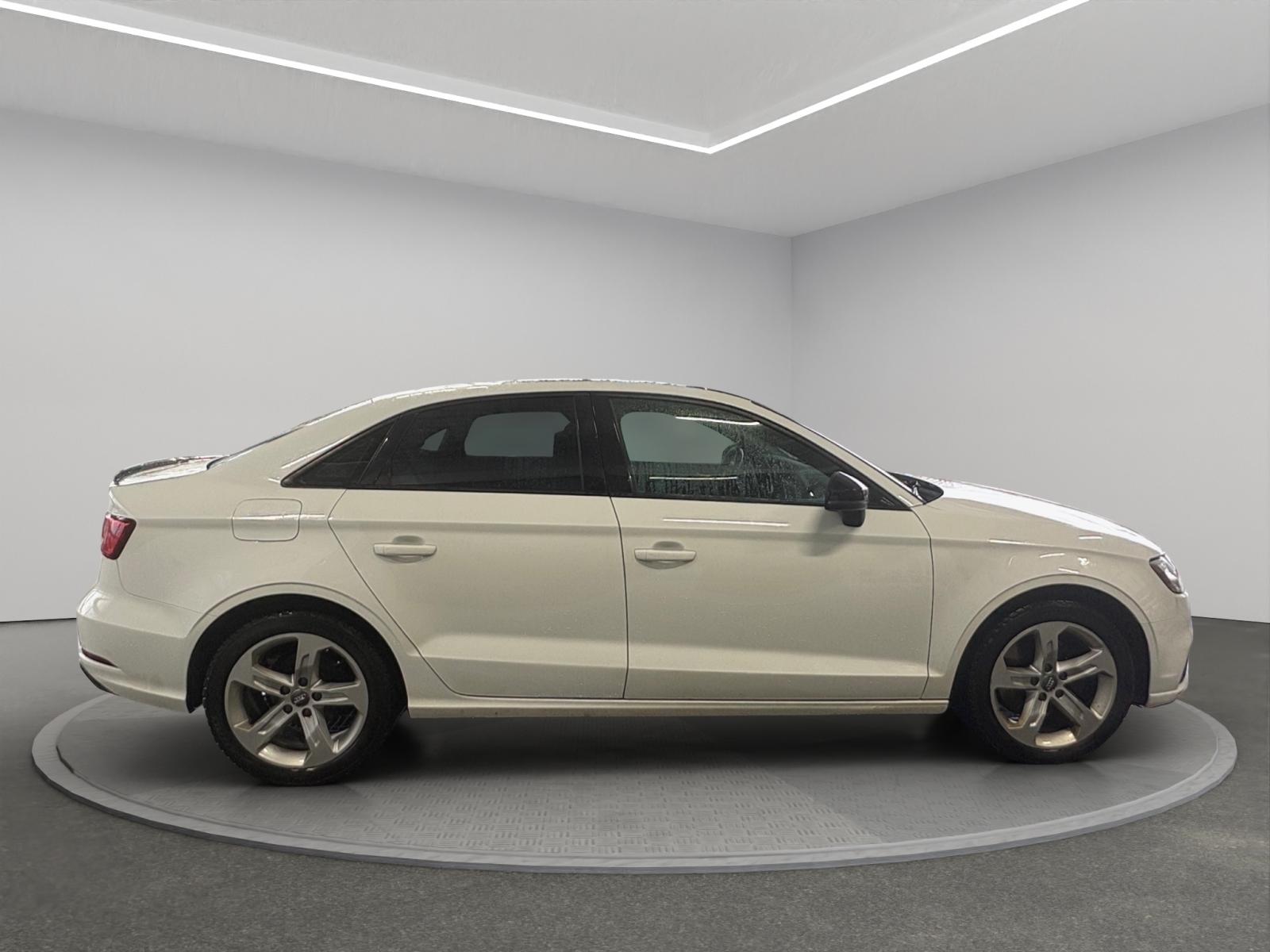 Audi A3 Komfort 2018 — photo 7