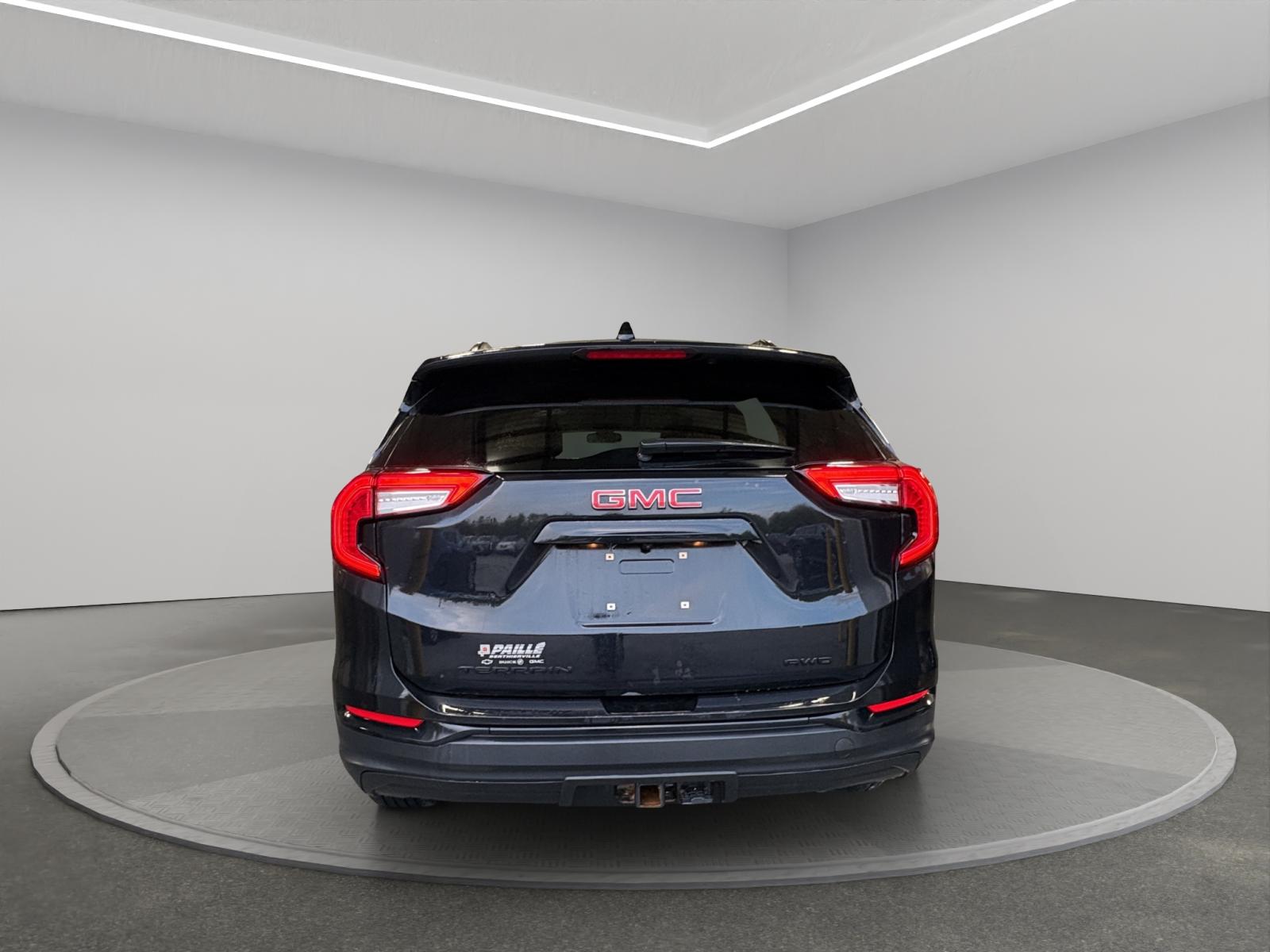 GMC Terrain SLE 2023 — photo 5