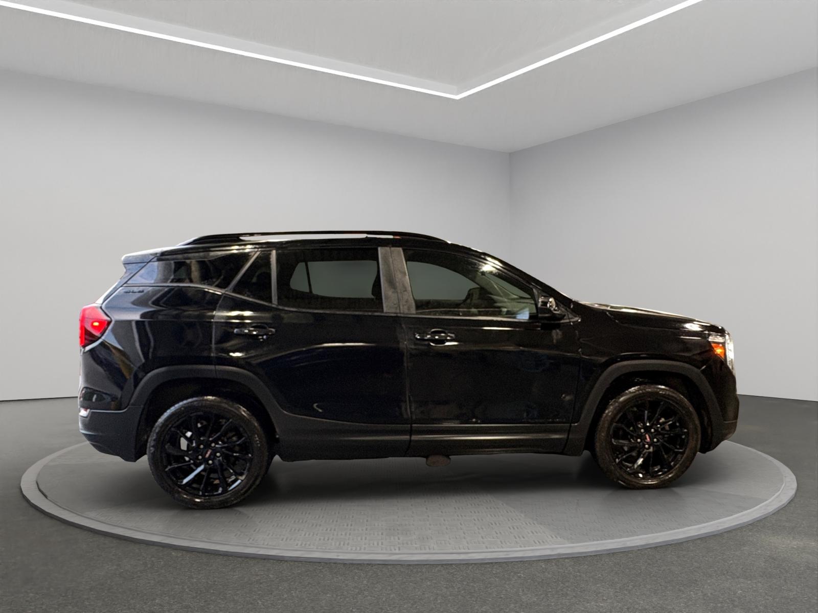 GMC Terrain SLE 2023 — photo 7