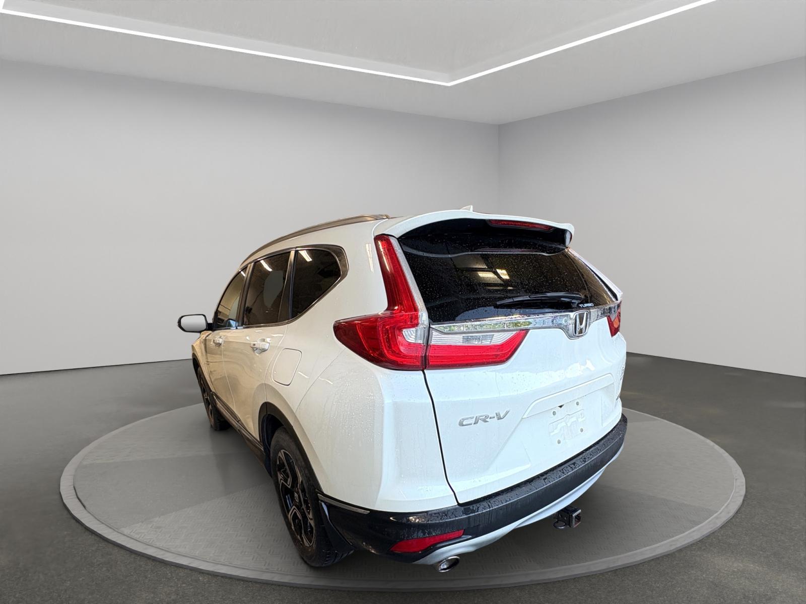 Honda CR-V Touring 2017 — photo 7
