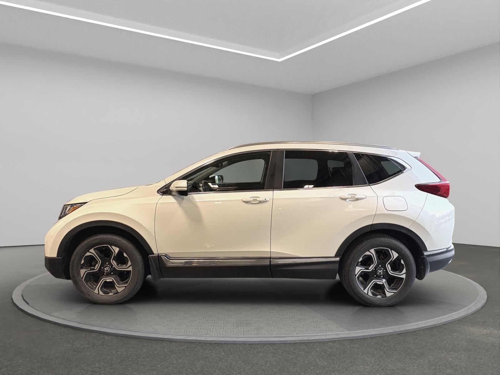 Honda CR-V Touring 2017 — photo 8