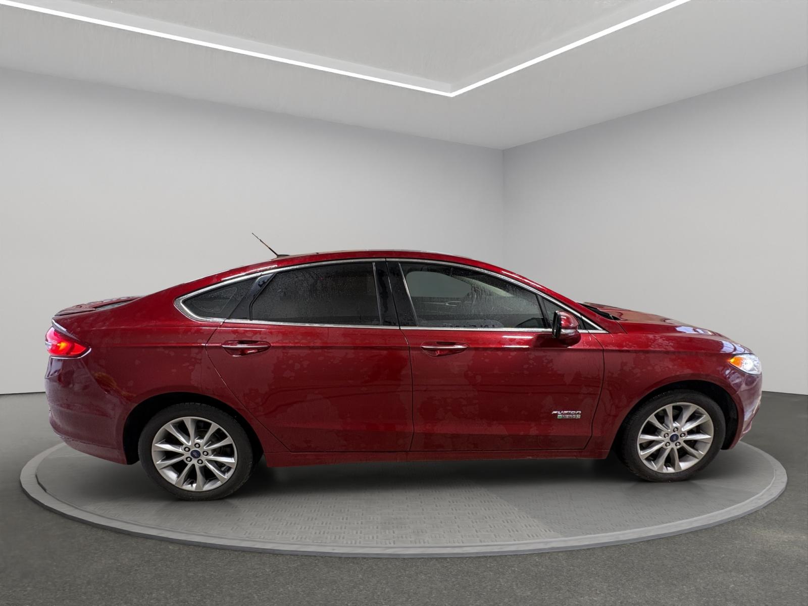 Ford Fusion SE Energi 2017 — photo 7