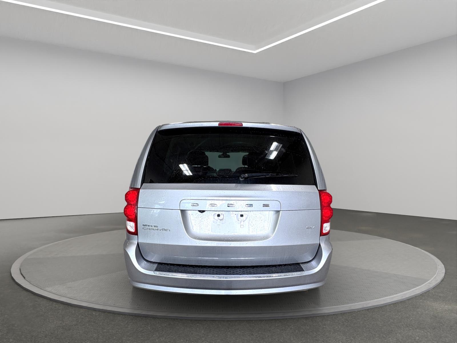 Dodge Grand Caravan SXT 2019 — photo 5