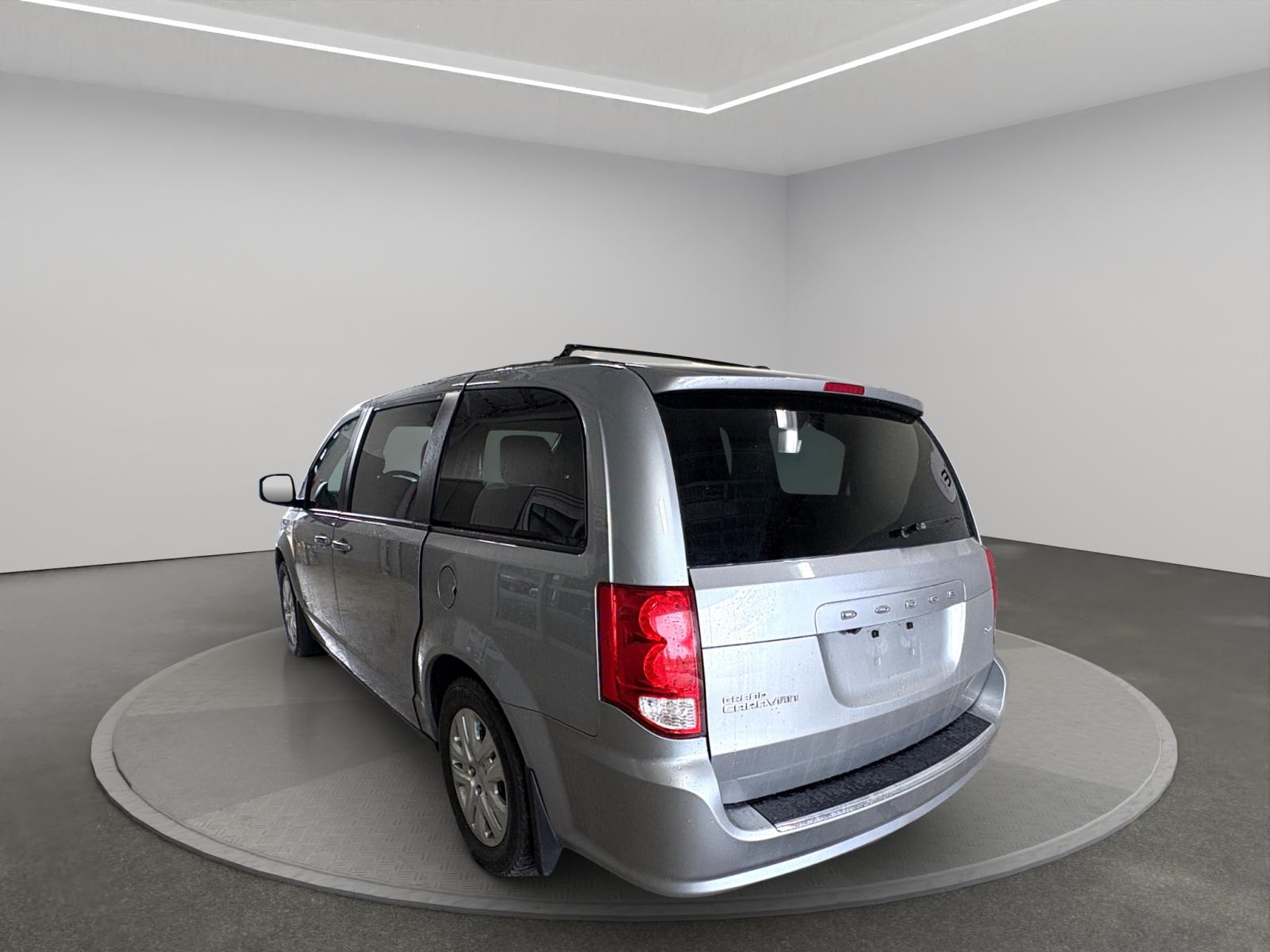 Dodge Grand Caravan SXT 2019 — photo 4