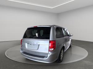 Miniature 6 Dodge Grand Caravan SXT 2019