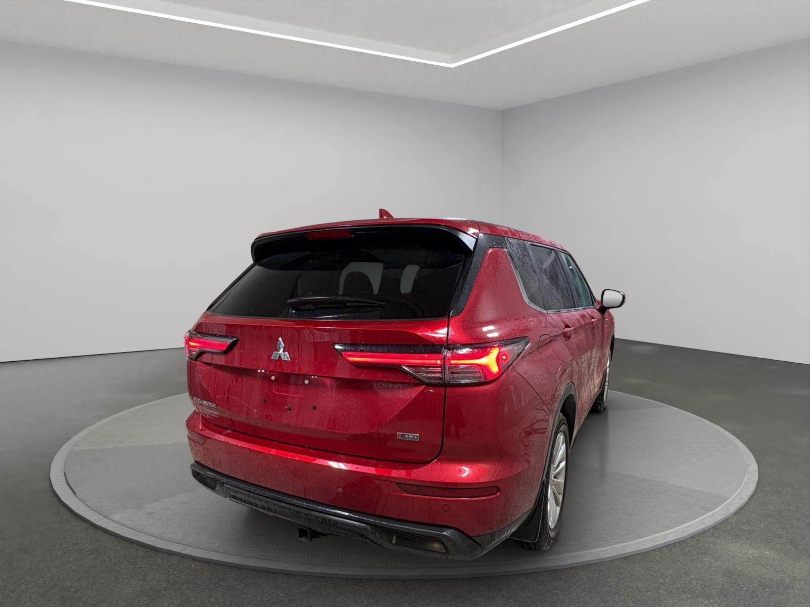 Mitsubishi Outlander ES 2026 — photo 5