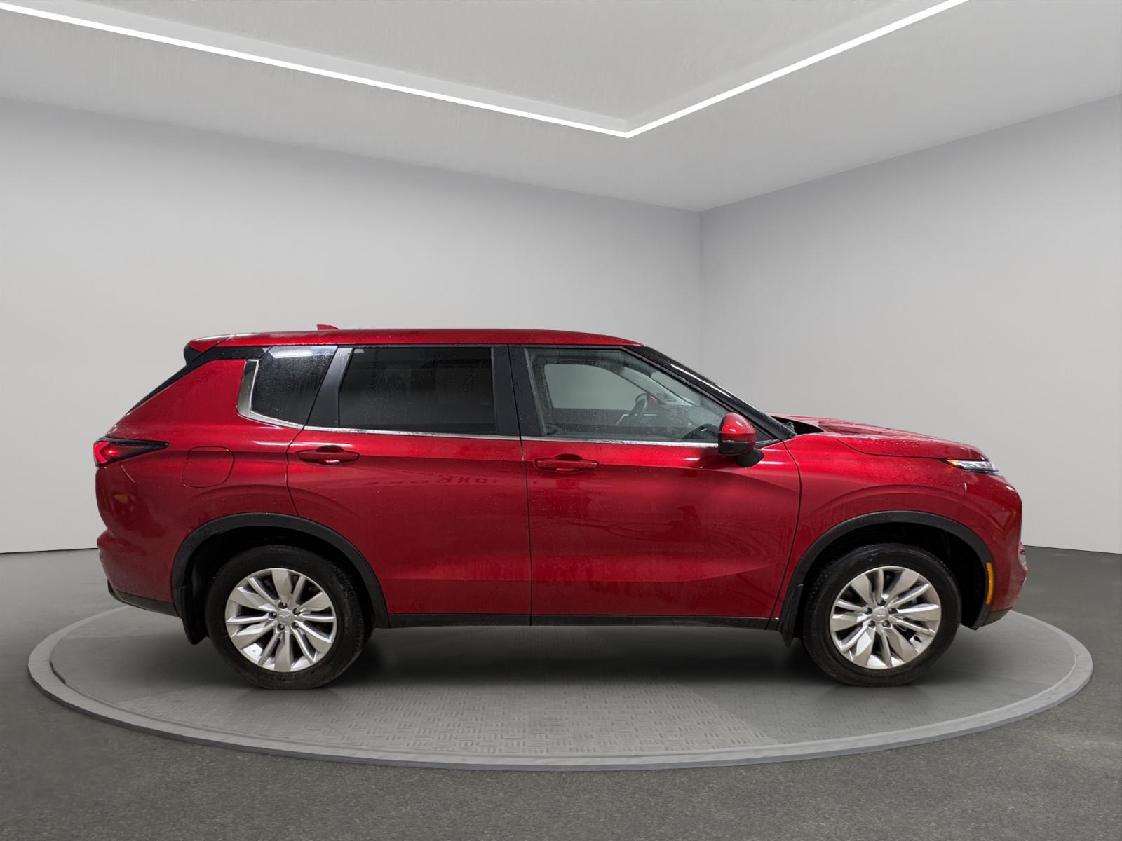Mitsubishi Outlander ES 2026 — photo 6