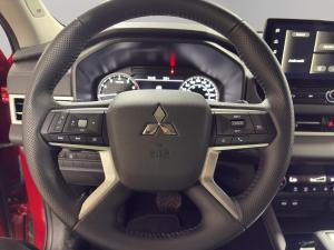 Miniature 9 Mitsubishi Outlander ES 2026