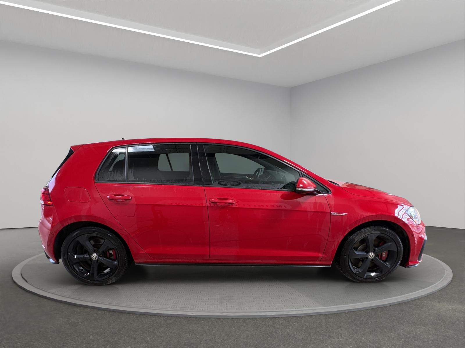 Volkswagen GTI Base 2020 — photo 7