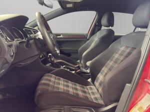 Miniature 9 Volkswagen GTI Base 2020
