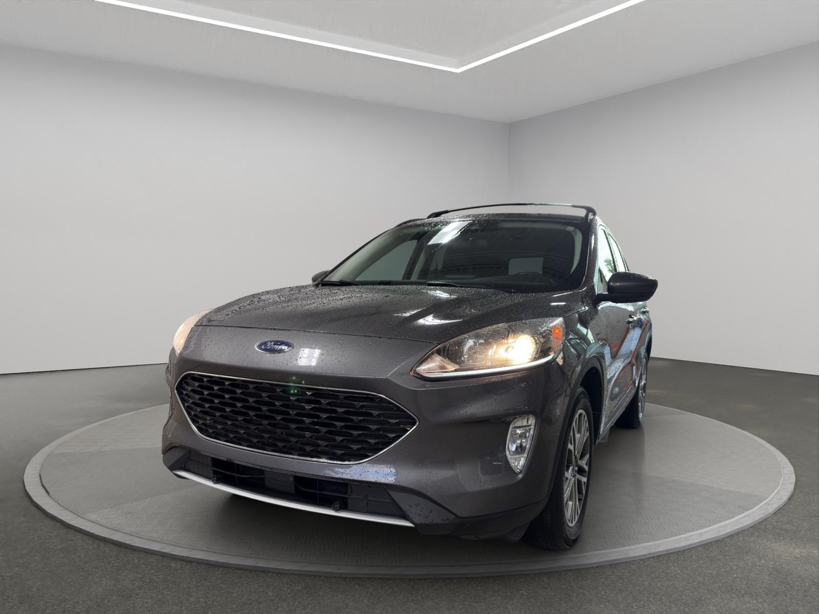 Ford Escape SEL Hybrid 2022