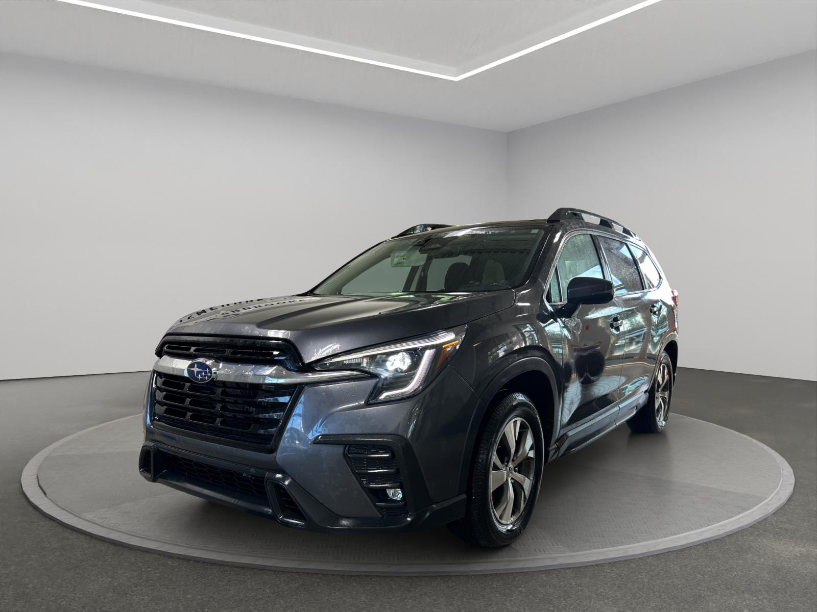 Subaru Ascent Touring w/Capt Ch 2023