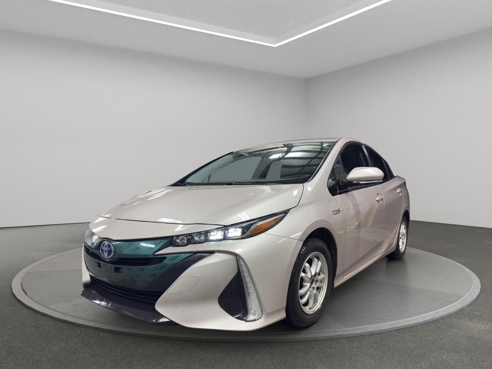 Toyota Prius Prime Base 2019