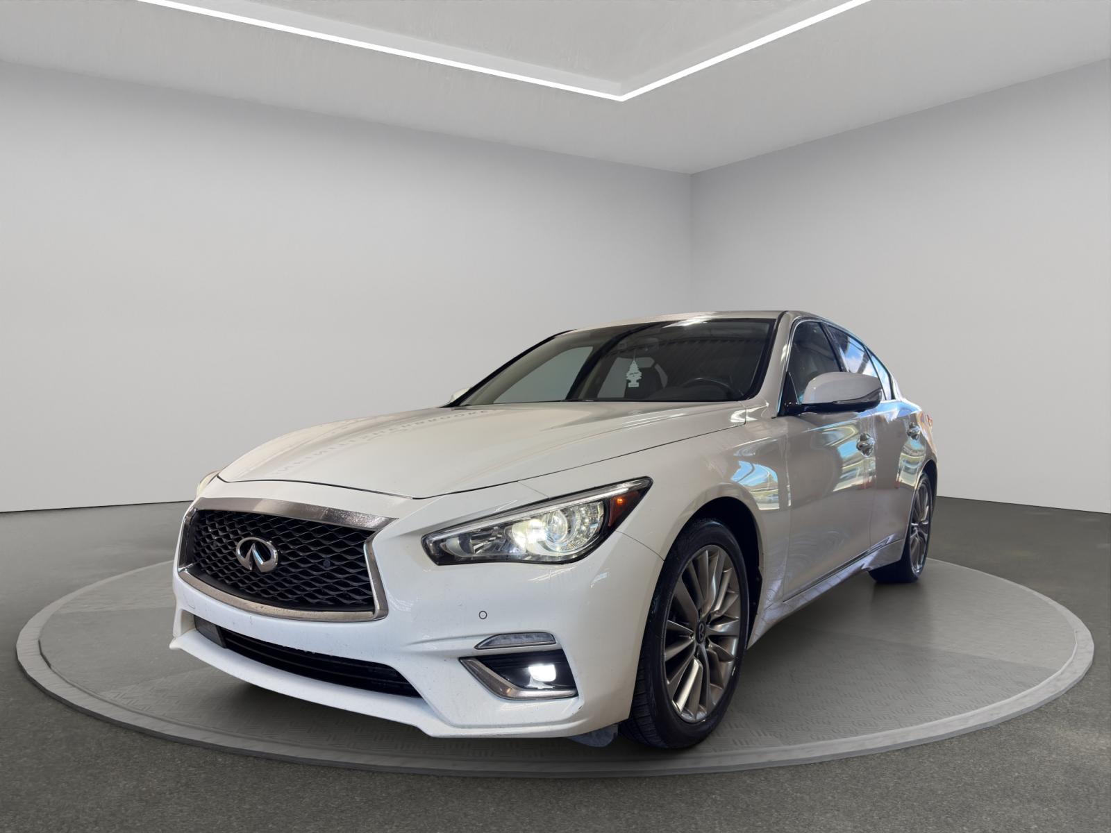 Image 1 Infiniti Q50 Luxe 2021
