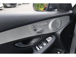 Miniature 10 Mercedes-Benz GLC 300 4MATIC SUV 2020