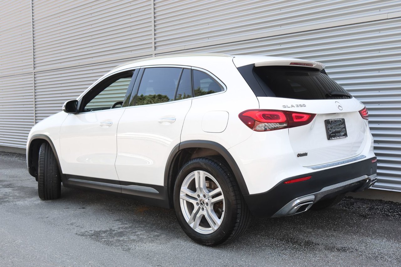 Mercedes-Benz GLA 250 4MATIC SUV 2021 — photo 7