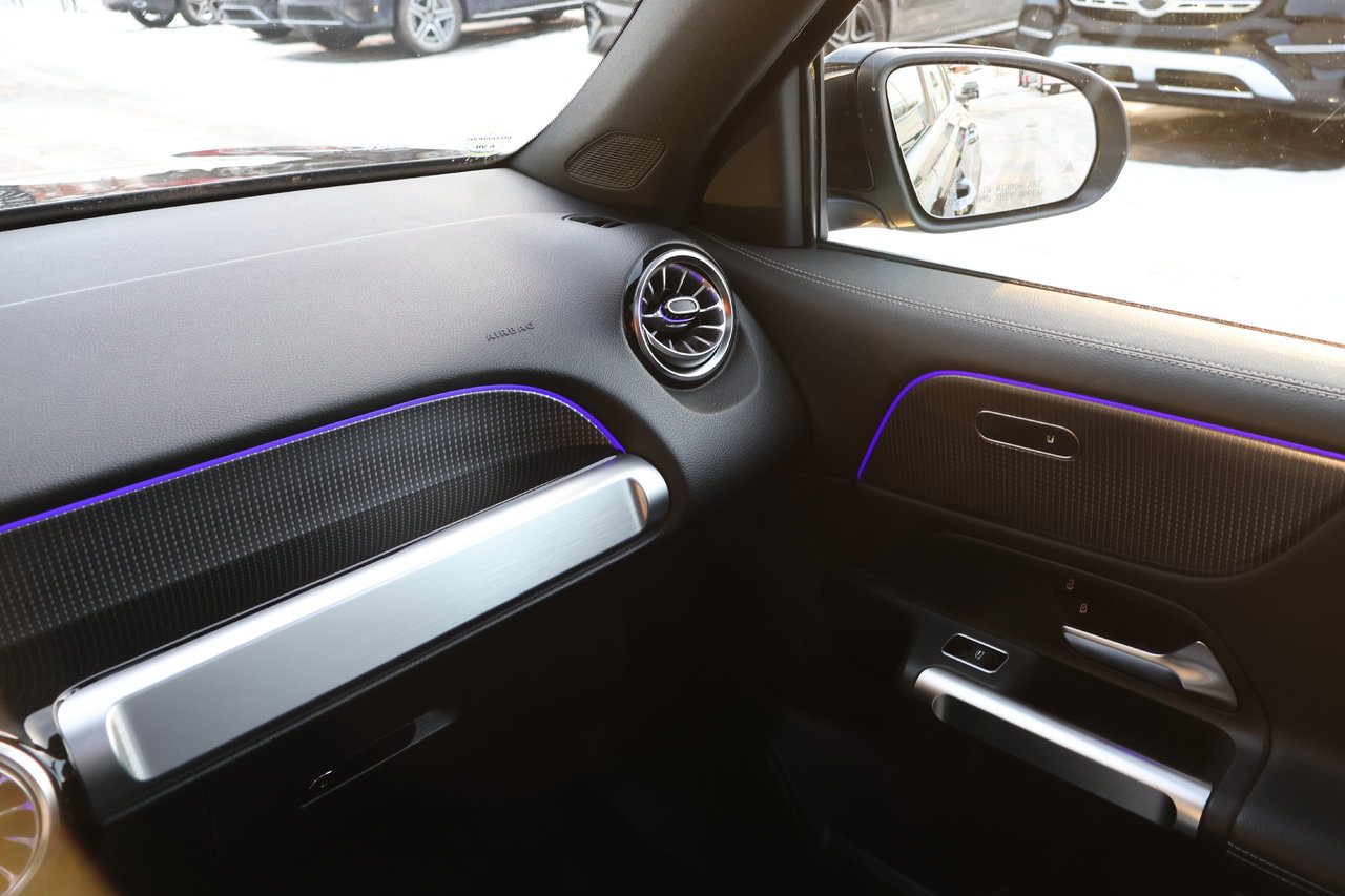 Image 16 Mercedes-Benz GLB GLB250 2022