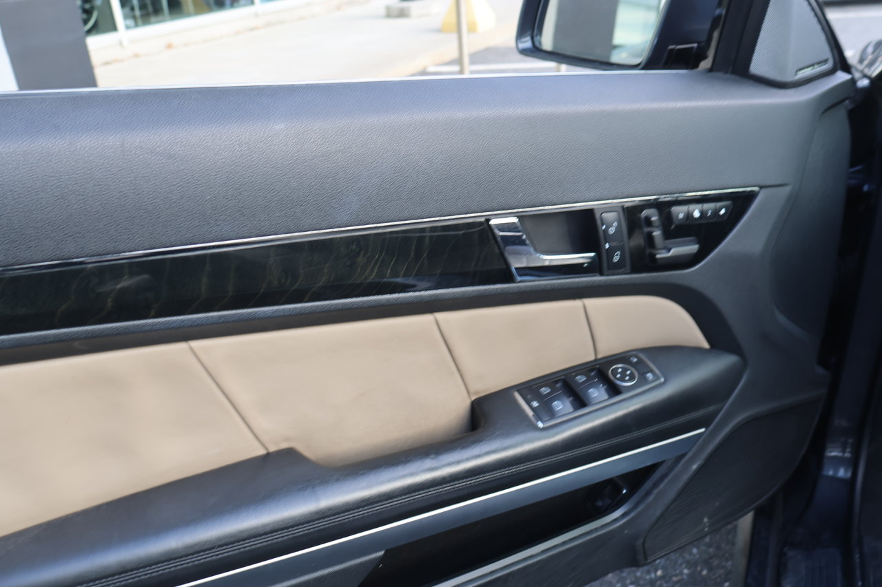 Image 9 Mercedes-Benz E-Class E550 2011