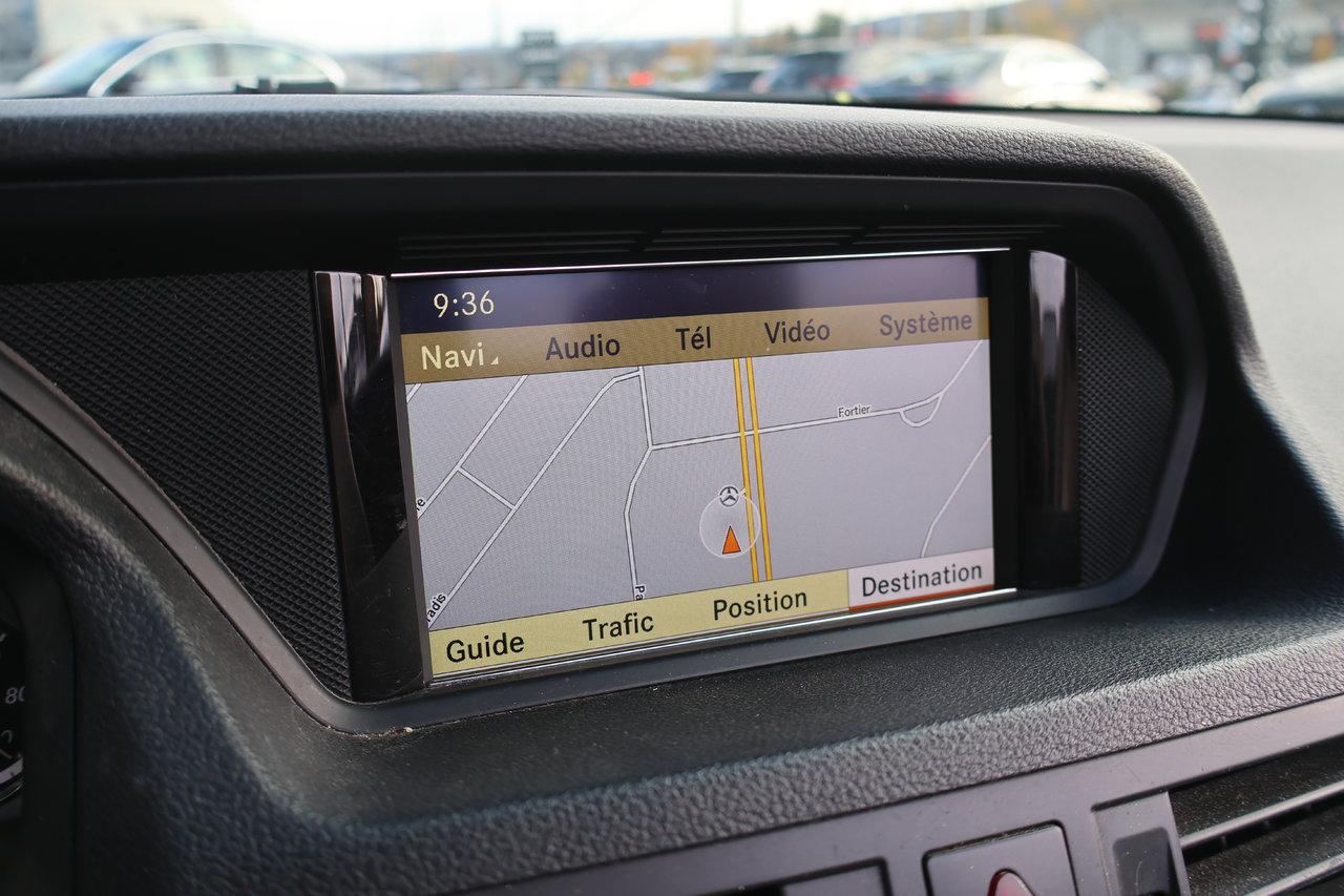 Image 18 Mercedes-Benz E-Class E550 2011