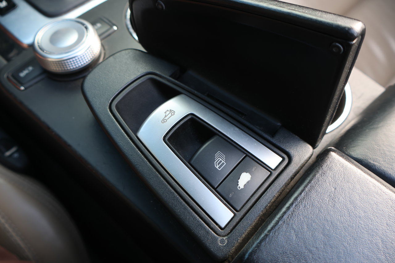 Image 23 Mercedes-Benz E-Class E550 2011