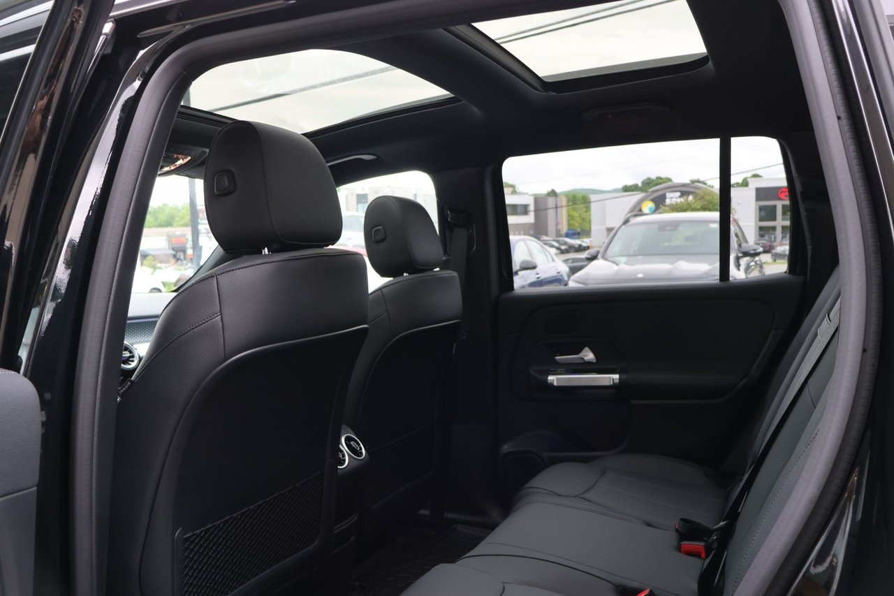 Image 12 Mercedes-Benz EQB EQB300 2025