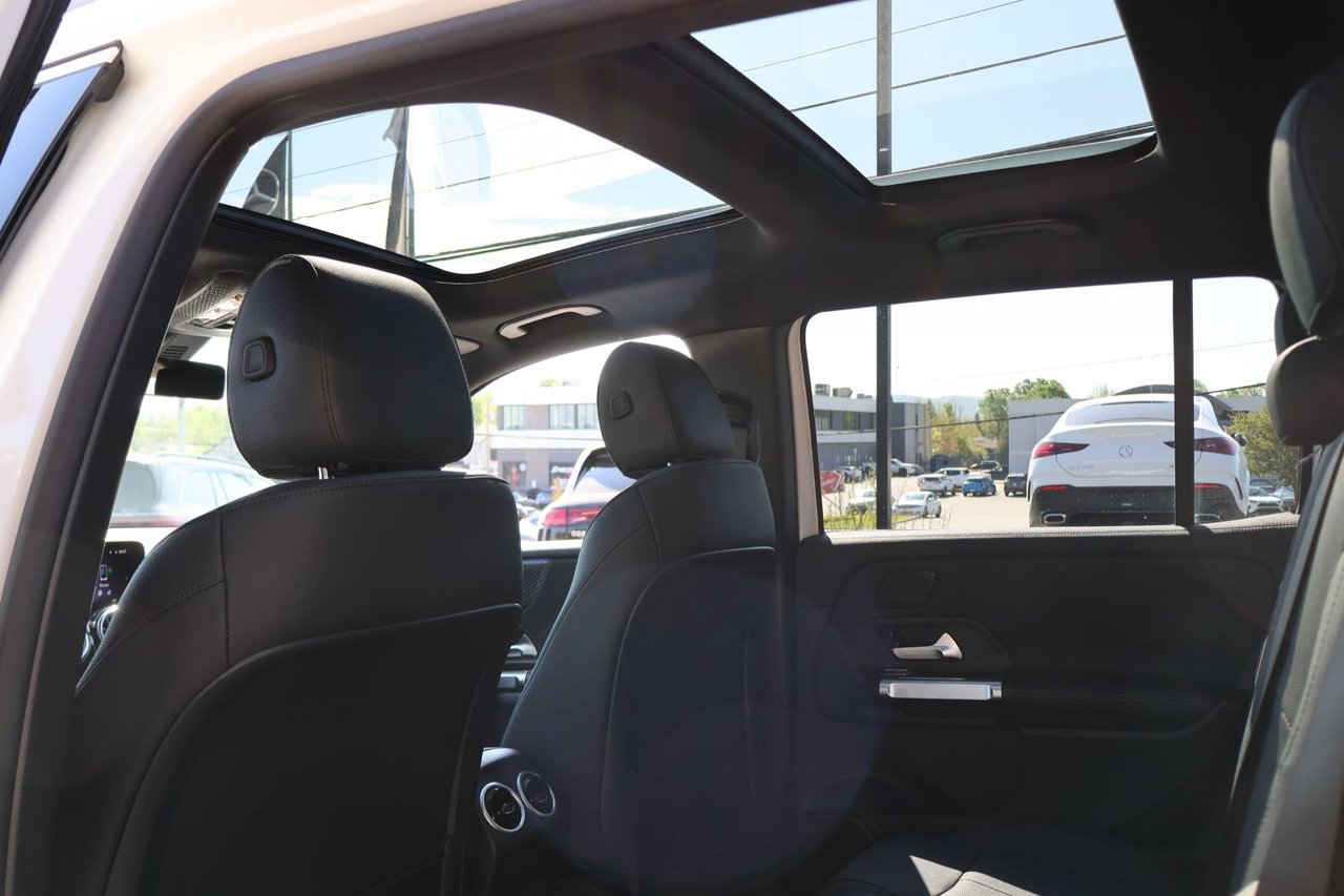 Image 14 Mercedes-Benz EQB EQB300 2025