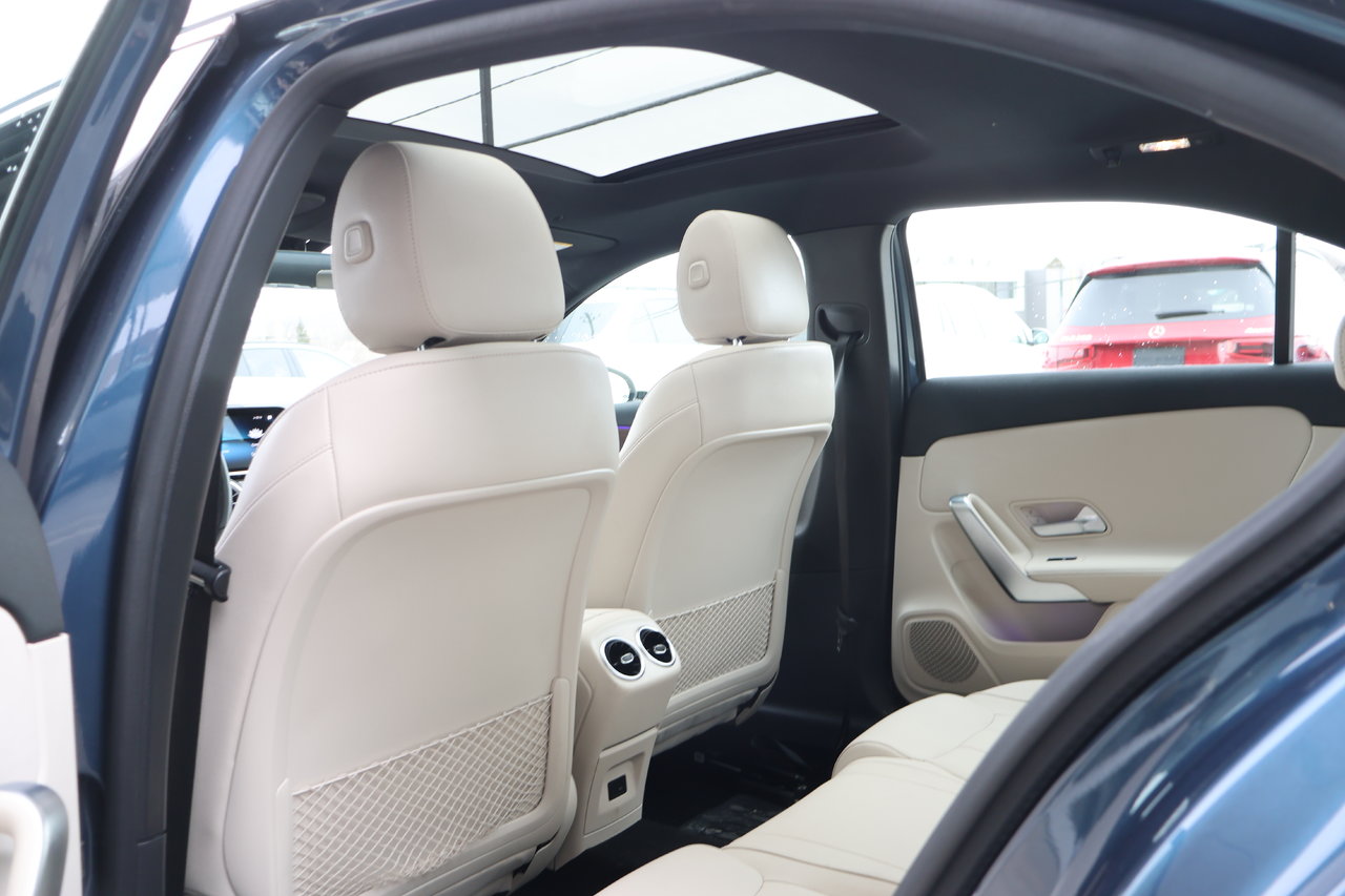 Image 12 Mercedes-Benz A-Class A220 2022