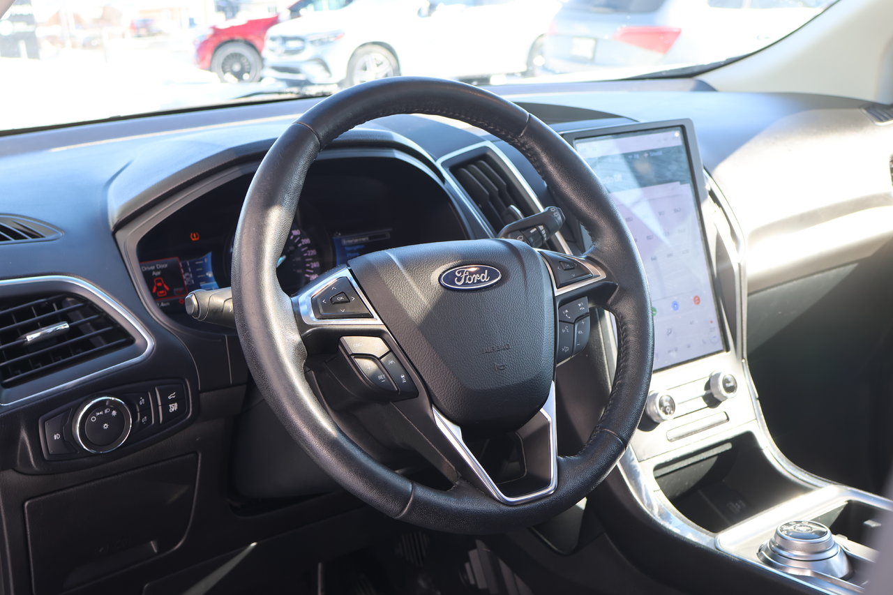 Image 10 Ford Edge Titanium 2022