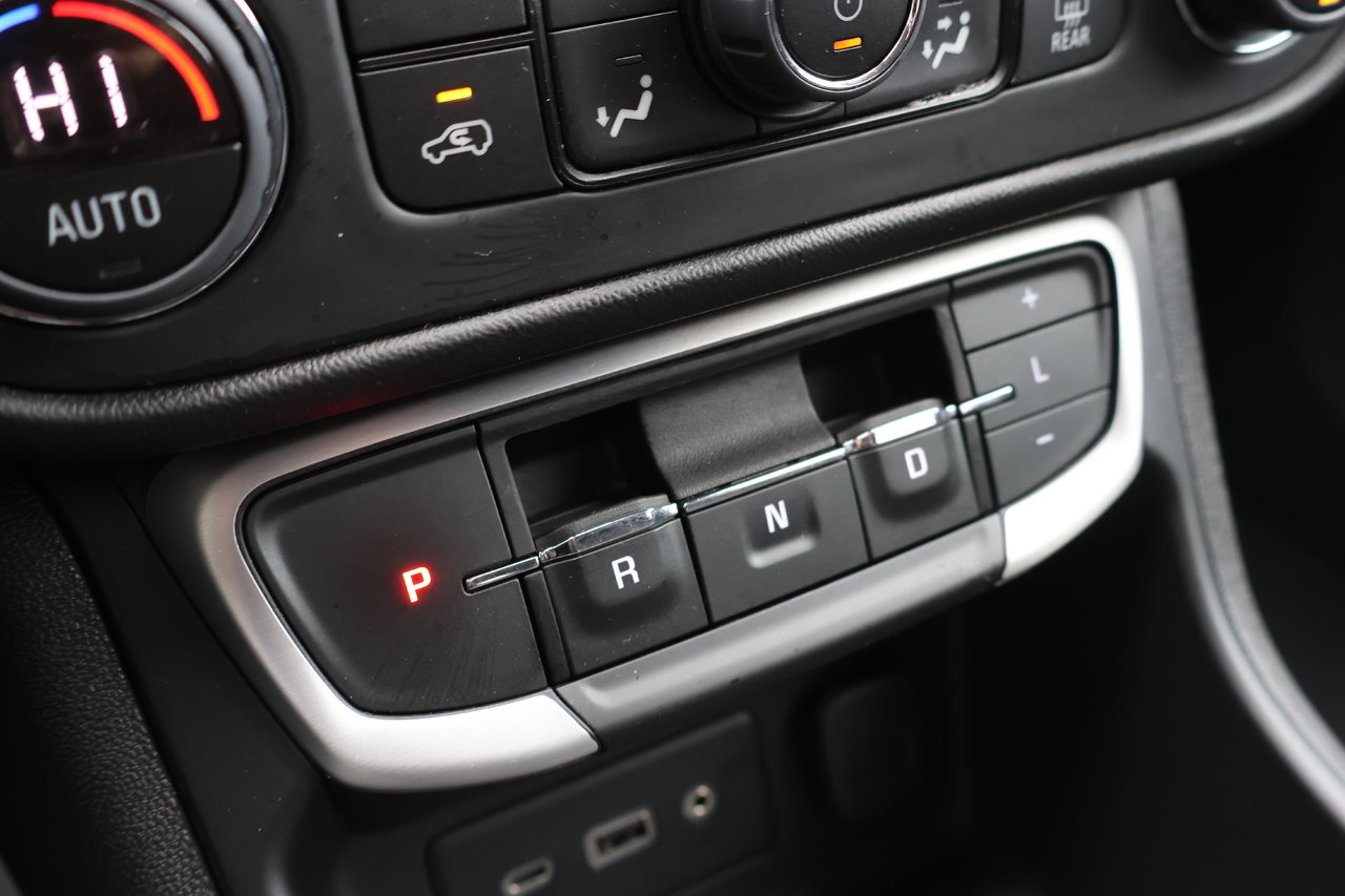 Image 25 GMC Terrain SLE 2023