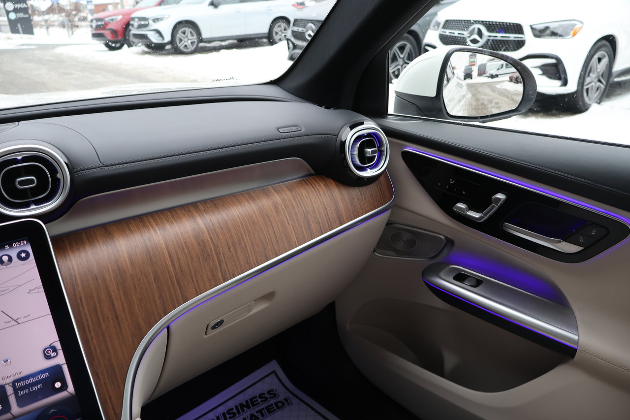 Image 17 Mercedes-Benz GLC GLC300 2023