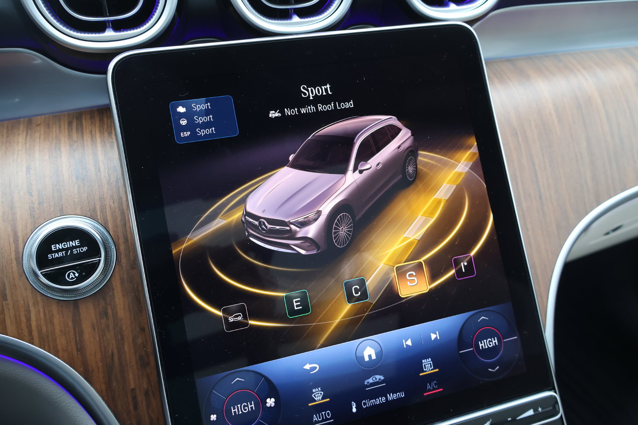 Image 24 Mercedes-Benz GLC GLC300 2023