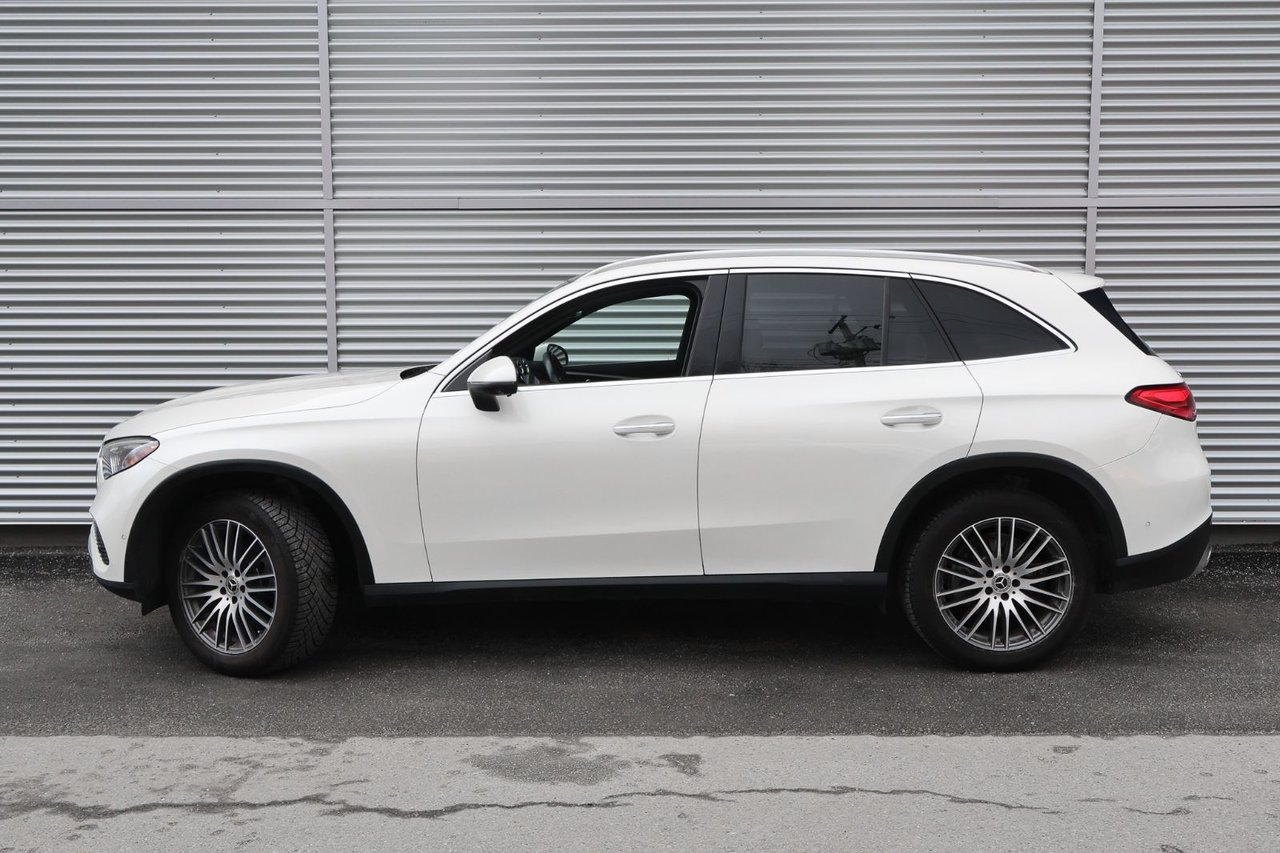 Mercedes-Benz GLC GLC300 2023 — photo 5