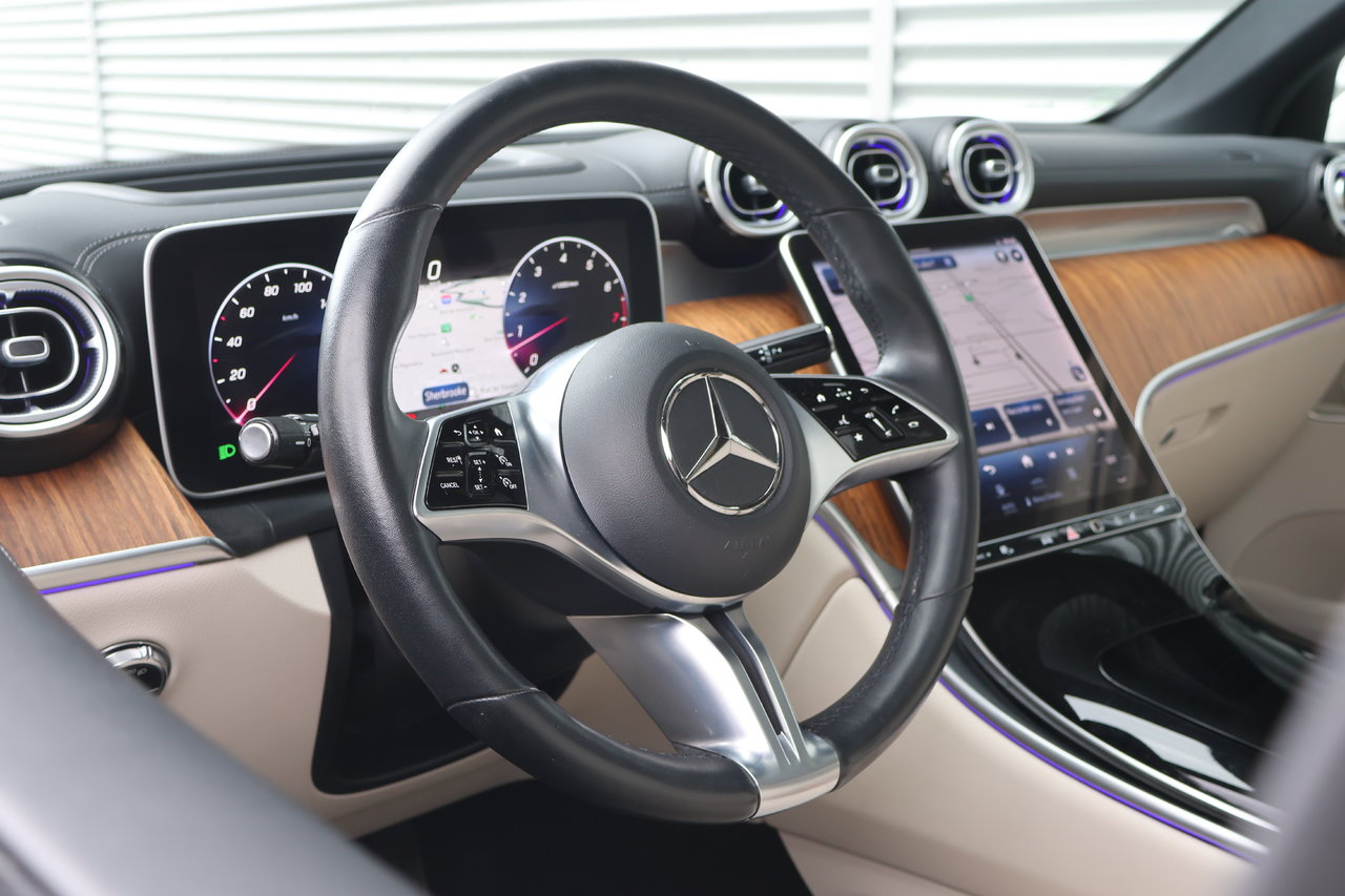 Mercedes-Benz GLC GLC300 2023 — photo 8